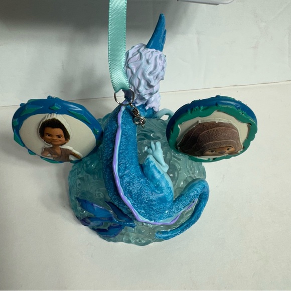 NWT. Disney Raya and the Last Dragon Light-Up Living Magic SketchbookOrnament - Picture 5 of 14